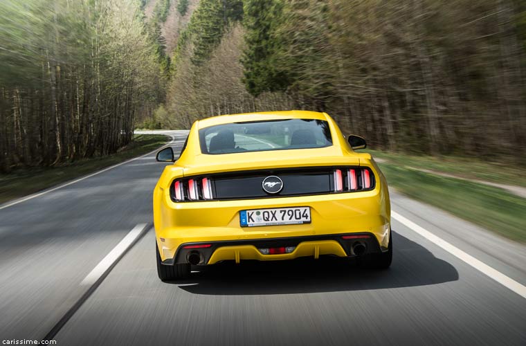 Ford Mustang 2015 Coupé Fastback