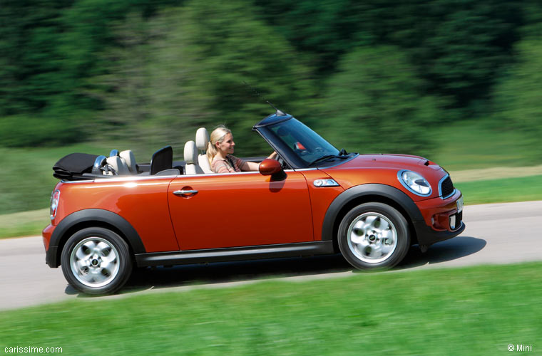 MINI 2 Cabriolet 2010 Restylage