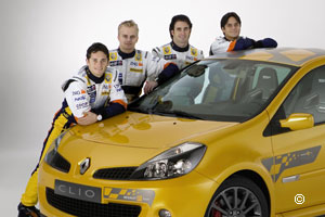 Renault Clio F1 Team R27