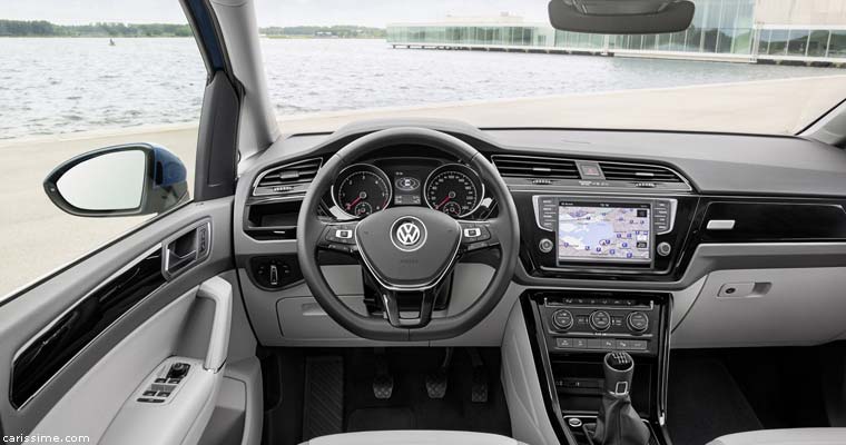 Volkswagen Touran 2 Monospace Compact 2015